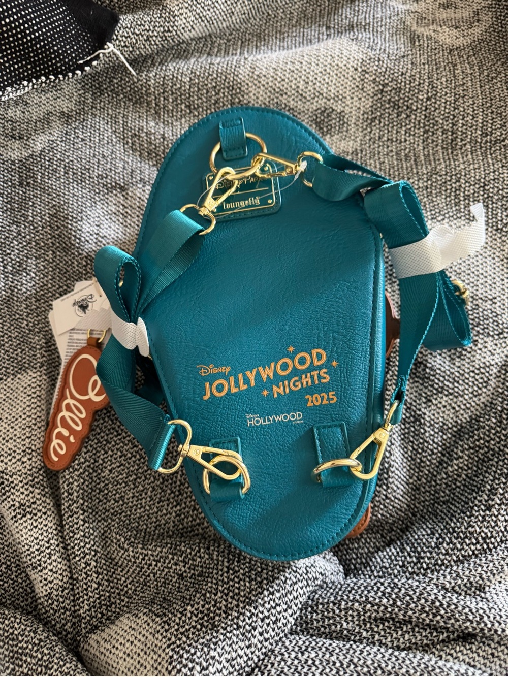 Loungefly Disney Hollywood Studios “Jollywood”Gingerbread Ollie Crossbody Bag - Picture 2 of 3